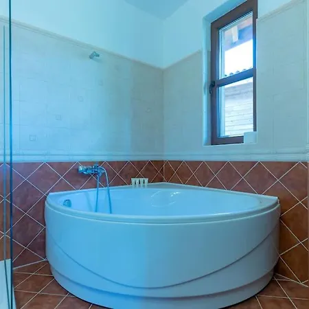 Luxury 2 Bedroom In Sozopolis ヴィラ ソゾポル